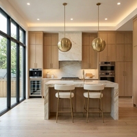 Ensemble complet d'armoires de cuisine modulaires modernes en bois massif RTA avec rangement de garde-manger écologique, étanche et plat