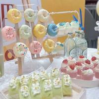 Présentoir à Donuts et Bagels 8 Emplacements en Acrylique Plastique – Élégant, pour Fêtes et Décoration de Desserts – Marque Shangbao