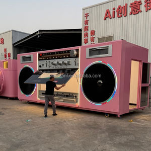 Camion de restauration mobile vintage géant, café et barbecue, espace d'accueil, design rétro créatif de magnétophone pour rue/centre commercial - Product Image 1