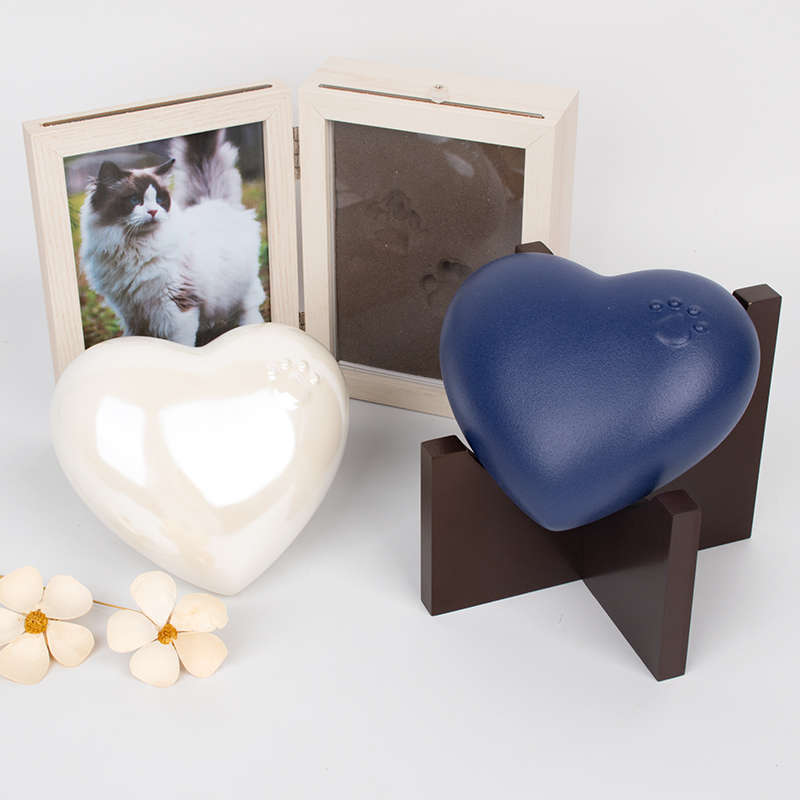 heart shaped urns for baby ashes