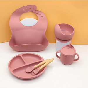 Set de Plato con Ventosa, Tazón, Babero de Silicona, Cuchara y Tenedor para Bebés, Set de Vajilla Infantil, Set de Alimentación para Bebés y Niños Pequeños, Suministros para el Destete - Product Image 4