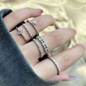 Anillos Apilables de Plata con Diseño Simple y Brillante de Diamantes de Alta Calidad Dylam, Anillos de Moda con Piedras CZ Baguette - Product Image 6