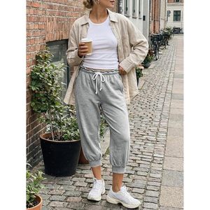 Fisoew Pantalon de jogging capri pour femme avec taille à cordon de serrage et poches, léger, idéal pour le yoga - Product Image 5