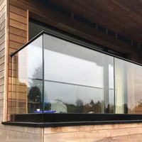 Porche de balustrade en verre à chaussures en aluminium moderne Reilbu avec verre trempé ou feuilleté de 10mm à 25mm