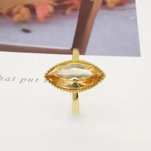 Shinny Elegantแหวนคริสตัล 925 เงินสเตอร์ลิงสวยควันสีท็อปาสคริสตัลแหวนนิ้วเครื่องประดับหมั้นของขวัญ