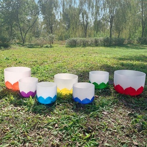 Ensemble de <span class=keywords><strong>7</strong></span> bols chantants Chakra <span class=keywords><strong>Lotus</strong></span> 6 "-12" Note CDEFGAB en cristal de Quartz givré 432Hz avec étui gratuit - Product Image 5