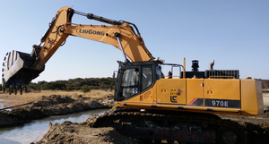 Encuentra una excavadora china Liugong de 70 toneladas similar, modelo 970E, a bajo precio, con motor Cummins. - Product Image 3
