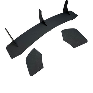 Alerón trasero Amp-Z con canards y aletas para Volkswagen Scirocco R, estilo tuning en negro mate. - Product Image 1