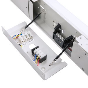 PC khuếch tán đôi ống sắt Bracket LED tuyến tính lịch thi đấu cao lumen LED Batten chiếu sáng lịch thi đấu - Product Image 4