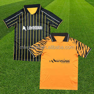 Maglia da Calcio UChile Vintage Nuova Stagione, Versione Home Player, Vendita all'Ingrosso - Product Image 1