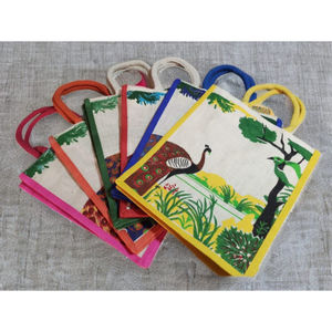 Sac fourre-tout rectangulaire en jute imprimé – Impression artisanale écologique avec couleurs respectueuses de l'environnement, durable et léger pour la retraite et Diwali - Product Image 1