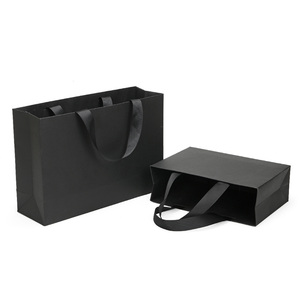 Bolsa <span class=keywords><strong>de</strong></span> <span class=keywords><strong>papel</strong></span> <span class=keywords><strong>Kraft</strong></span> reciclable personalizada con logotipo impreso personalizado, embalaje <span class=keywords><strong>de</strong></span> ropa, regalo, bolsa <span class=keywords><strong>de</strong></span> <span class=keywords><strong>papel</strong></span> con asa <span class=keywords><strong>de</strong></span> compras con logotipo - Product Image 4