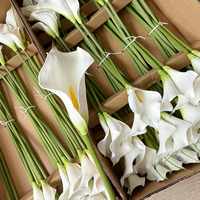 Fleurs artificielles réalistes en EVA Calla Lily, faites à la main, toucher naturel, vente en gros, centre de table blanc pour mariage, fête, maison
