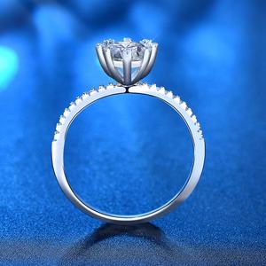 XJZ020 925 argent Moissanite bague de fiançailles excellente coupe laboratoire cultivé VVS1 1 Ct amour fleur bague de mariage pour petite amie - Product Image 5