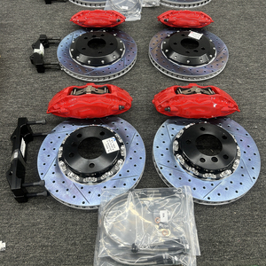 Kit de disques de frein à 4 pistons rouges de 330 mm et étriers à 4 pots de 330 mm, disques en 2 parties pour E34 E39 E60/E61 F90 - Product Image 2