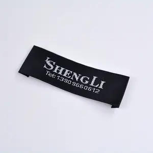 China Manufacturer Custom Brand Center End Fold Fabric Cotton Polyester Neck Rectangle Clothing Printed Satin Woven Labels