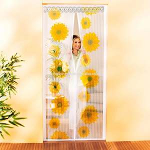 Cortina de puerta de malla <span class=keywords><strong>antimosquitos</strong></span> con diseño de girasol de poliéster magnético, cortina de malla para ventanas resistente a insectos - Product Image 1