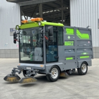 Machine de balayage auto-chargeante pour le nettoyage des surfaces routières, 2500 mm, réservoir de 600 L, bac de 1200 L