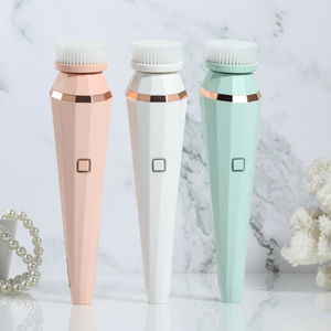 Bàn chải Mặt điện. Sức mạnh làm sạch sâu. Biến đổi thói quen chăm sóc da của bạn với công cụ hiệu quả này. - Product Image 4