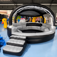 Spa gonflable de luxe avec auvent arqué, parasol arqué, piscine gonflable portable avec marches et sièges périphériques pour jardin