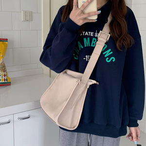 2025 Bolsos De Mujer de marca Premium bolsos de moda de lujo para mujer bolso de banda ancha suave para viajar cartero bolso de mano para mujer - Product Image 3