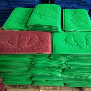 Prix usine PVC bobine tapis <span class=keywords><strong>de</strong></span> <span class=keywords><strong>porte</strong></span> d'entrée moderne motif carré tissé rouleaux faits à la machine lavable pour une utilisation <span class=keywords><strong>de</strong></span> bain en plein air - Product Image 5