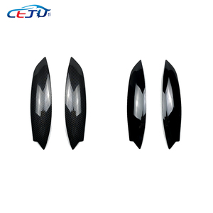 2 Piezas de Cubiertas Decorativas para Faros Delanteros, Aspecto de Fibra de Carbono Negra, para <span class=keywords><strong>Volkswagen</strong></span> VW <span class=keywords><strong>GOLF</strong></span> <span class=keywords><strong>5</strong></span> MK5 <span class=keywords><strong>GTI</strong></span> R <span class=keywords><strong>2005</strong></span> 2006 2007 - Product Image 2