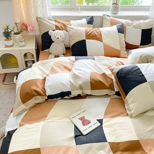 Juego de Funda Nórdica Moderna de 200 Hilos, 100% Algodón, Diseño Geométrico, Negro y Marrón, 3 Piezas, Ecológico, Antibacteriano, para Hogar y Hotel - Product Image 3