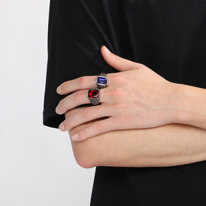 Anillos de Sello de Acero Inoxidable Plateados y Dorados para Hombre, Joyería Vintage de Hip Hop con Piedras Preciosas, Resistentes al Agua y al Deslustre, Venta al por Mayor - Product Image 6