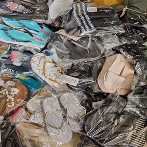 Tongs compensées à plateforme pour femmes, sandales plates antidérapantes pour l'extérieur et la plage, modèles variés, vente en gros - Product Image 6