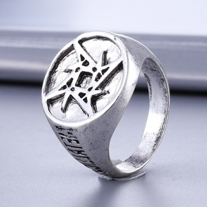 Bague de rock pour homme, style groupe de <span class=keywords><strong>heavy</strong></span> <span class=keywords><strong>metal</strong></span>, en alliage d'argent antique, tendance, pour fiançailles, fête, mariage, cadeau, bijoux de mode, vente directe usine - Product Image 1