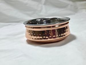 Tazón para Servir de Acero Inoxidable, Diseño Martillado, Borde de Cobre, Acero Inoxidable de Primera Calidad - Product Image 3