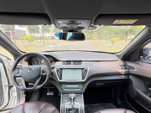 Autos Usados Landwind X7 SUV LHD Automático FWD 2.0T Gasolina Bajo Kilometraje Sin Accidentes Exportación al por Mayor 2015 - Product Image 6