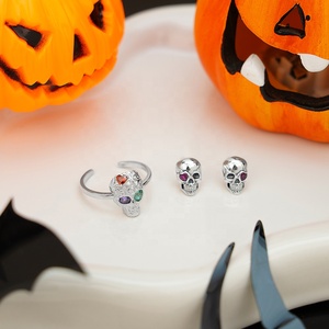 Unisex grazioso <span class=keywords><strong>925</strong></span> in <span class=keywords><strong>argento</strong></span> Sterling gioielli di Halloween in stile scuro Multi colori zircone teschio <span class=keywords><strong>anelli</strong></span> aperti regolabili per <span class=keywords><strong>uomo</strong></span> e donna - Product Image 4