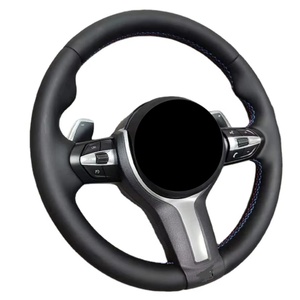 Volante Deportivo de Fibra de Carbono Personalizado a Precio de Fábrica, Volante de Cuero Negro Perforado con Detalles en Carbono para BMW F30 F10 F18 - Product Image 1