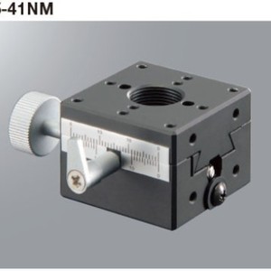 Table coulissante sur axe X Suruga Seiki B05-03 en acier inoxydable 304, ultra-précision, fabrication japonaise, équipement de transport sur rail - Product Image 3