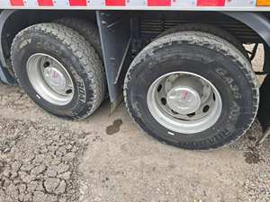 2022 pour Grue sur chenilles QY25K5C 25 tonnes, composants de qualité 90% neufs : Moteur, Boîte de vitesses, Pompe, PLC pour rapports et inspection vidéo - Product Image 5