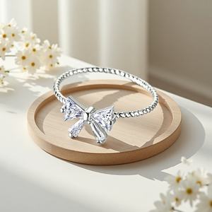 कोरियन शैली महिला लड़कियों क्रिस्टल धनुष उपहार फैशन सस्ते पारदर्शी क्रिस्टल ज़िरकॉन तितली धनुष रिंग - Product Image 6