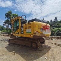 Excavatrice sur chenilles hydraulique Komatsu PC200-11M0 d'occasion de 20 tonnes, machine de construction d'occasion pour les projets miniers et de terrassement