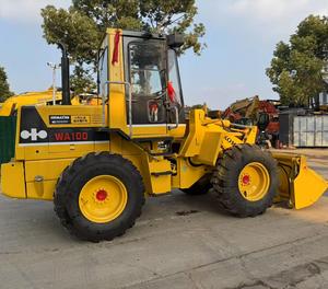 Chargeuse sur pneus KOMATSU WA100 d'occasion à bas prix, WA150, WA200, engins de construction, chargeuse frontale d'occasion pour l'exportation - Product Image 4