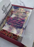 Invitation de mariage personnalisée de style européen, en boîte bordeaux, avec pétales rouges, dorure à chaud, en plexiglas et acrylique, sur papier vélin sur mesure
