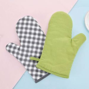 Ensemble de maniques de four et de protège-plats vierges pour sublimation, style imprimé, idéal comme cadeau - Product Image 2