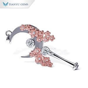 Tianyu Gems Moissanite 925 Colgante de plata Luna y collar de flores - Product Image 1