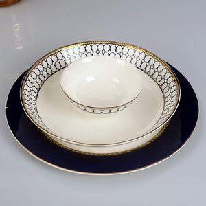 Juego de vajilla de porcelana estilo nórdico, platos y tazones de alta gama para uso diario en el hogar. - Product Image 3