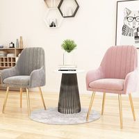 Chaise de salle à manger en tissu velours nordique pas cher, design moderne et luxueux, rembourrée, avec pieds en métal doré, pour hôtel
