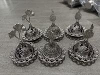 Brûleur d'encens arabe en alliage argenté, petit et mini brûleur d'encens, fer plaqué argent, brûleur d'encens du Moyen-Orient avec base en métal