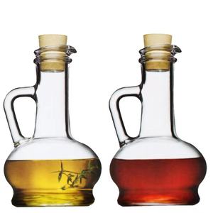 Botella de vidrio transparente de 260Ml con asa para cocinar, barbacoa, aceite de oliva, vinagre, botella de condimento líquido, botella vertedora, tapa de corcho - Product Image 5