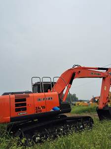 Excavatrice d'occasion Hitachi ZX210 en bon état d'origine Grande pelle d'occasion Hitachi 210 à vendre - Product Image 5