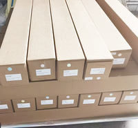 Vinilo Adhesivo para Exteriores Resistente a la Intemperie, Imprimible con Tinta Eco Solvente, Superficie Negra, Alta Adhesión, Alta Cobertura, Rollo de Vinilo Autoadhesivo