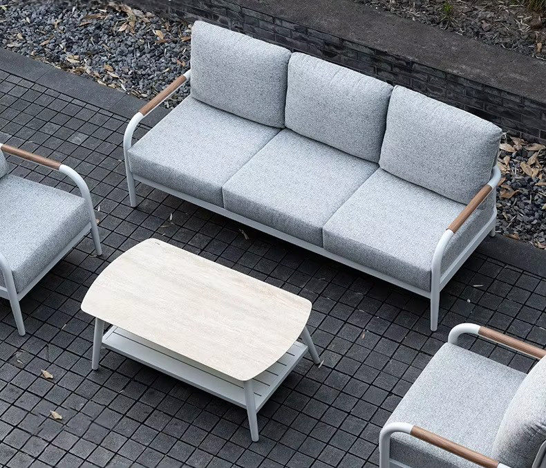 White four-piece set